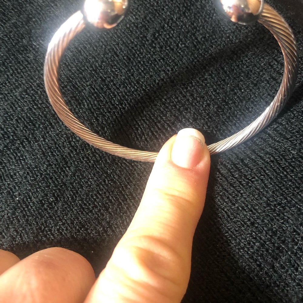 Bangle Bracelet! - Picture 2 of 6